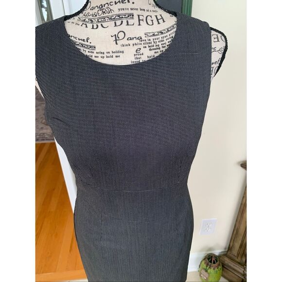 Ann Taylor Sleeveless Sheath Dress - Picture 5 of 7